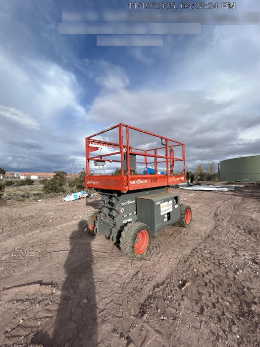 2017 SKYJACK SJ6832 RT