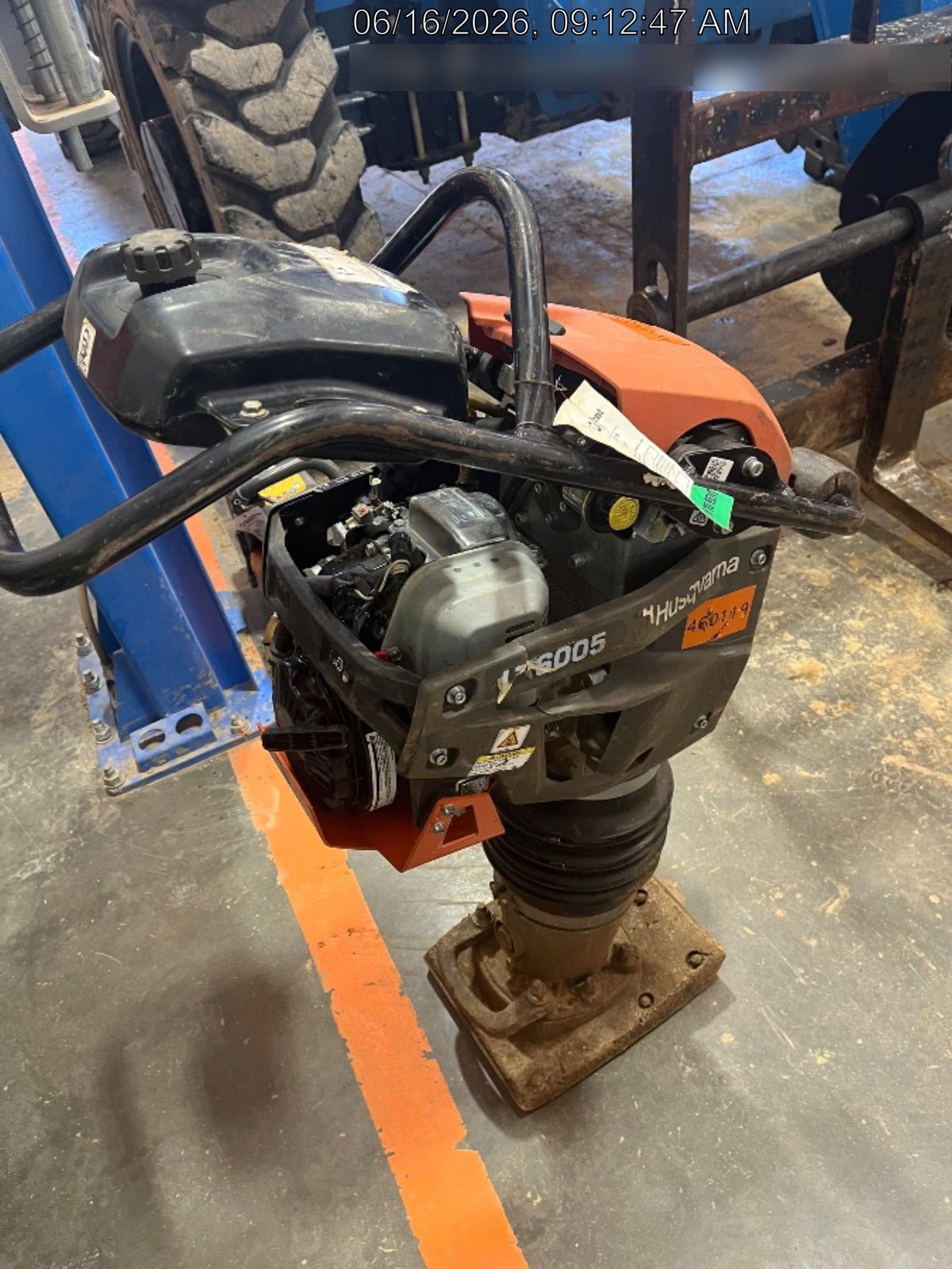 2024 HUSQVARNA LT6005