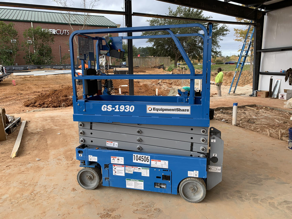 2020 Genie GS-1930 Fixed rails with chain entry gate - Pre A92.20