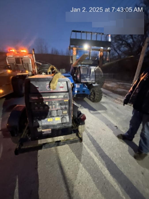 2021 Lincoln Electric Vantage 322 Vantage 322 Ready Pak 3 w/ Decals, ORANGE (includes trailer, cable rack, fender light kit) NO Telematics