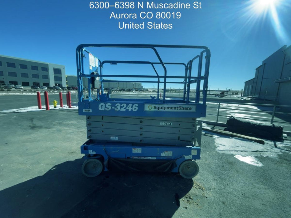 2020 Genie GS-3246 Standard, Folding full height swing gate, 800W Inverter