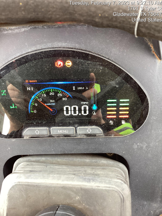2022 SANY STH1056