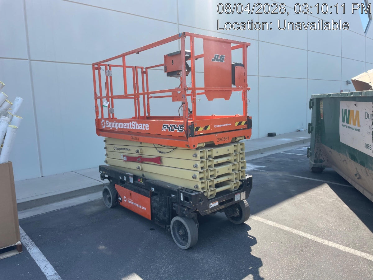 2022 JLG R4045