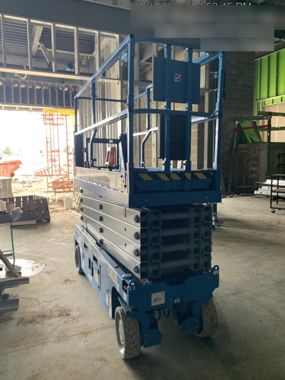 2023 GENIE GS-3232