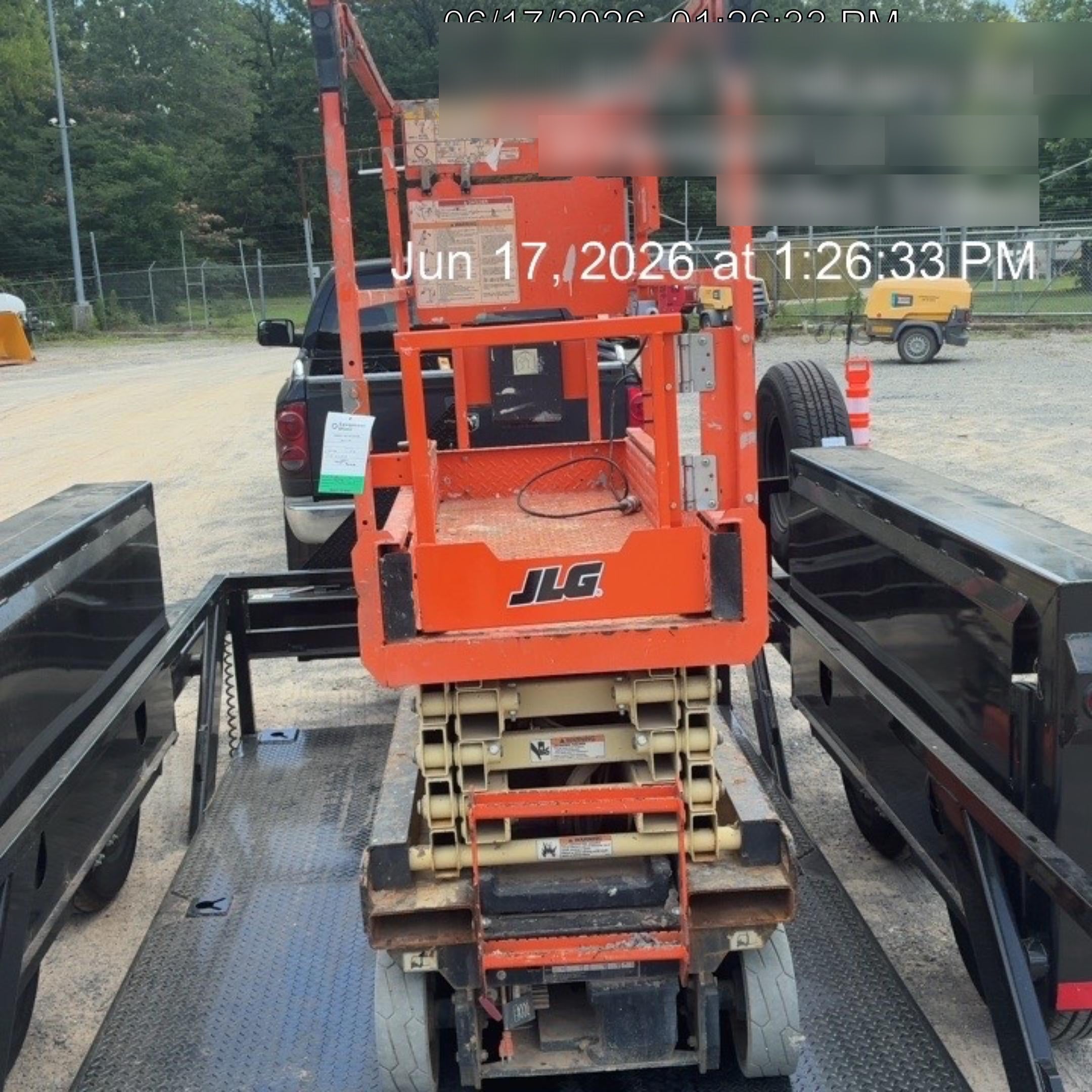 2021 JLG ES1932