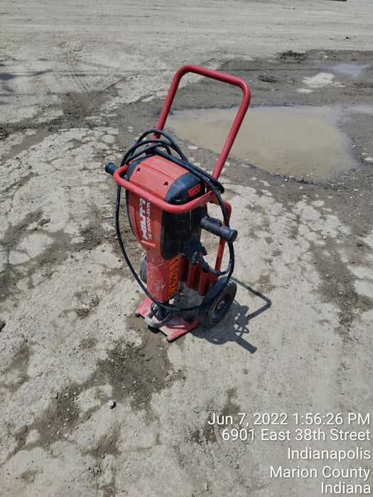 2020 HILTI TE 3000-AVR