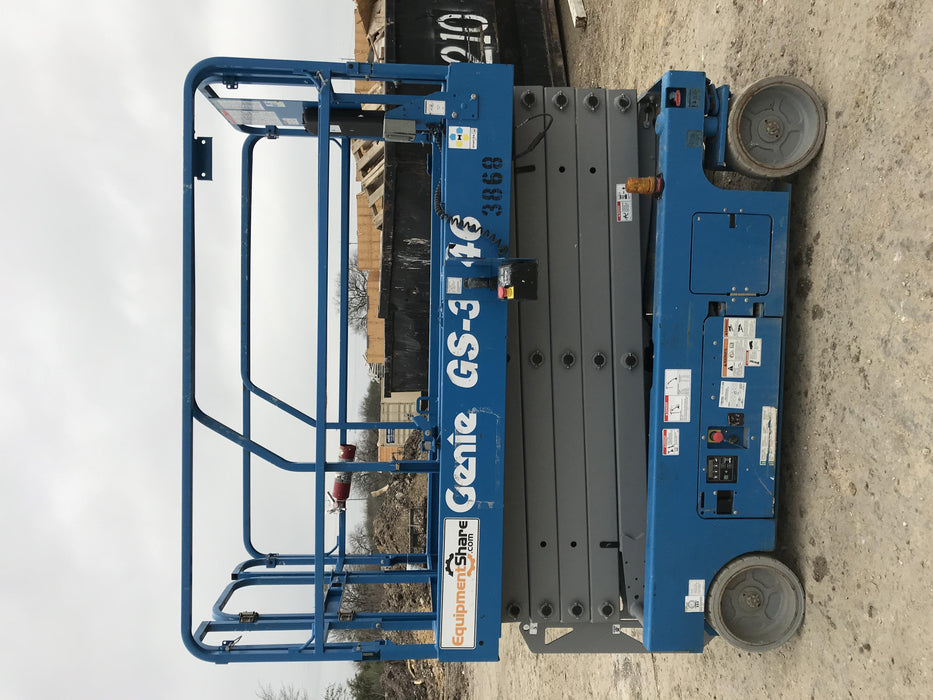 2017 GENIE GS-3246
