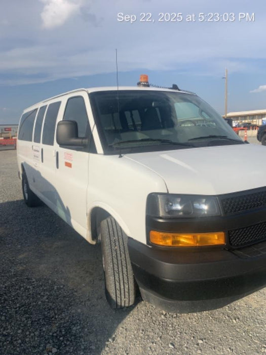 2025 CHEVROLET Express Van - Rental