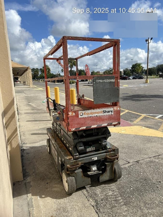 2018 Skyjack SJIII-3219 Skyjack SJIII3219 Scissor Lift w/Trojan Batteries