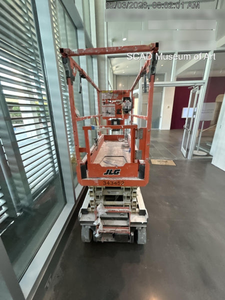 2023 JLG ES1932