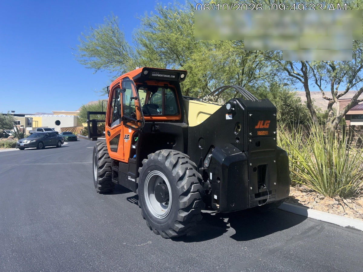 2026 JLG 1732