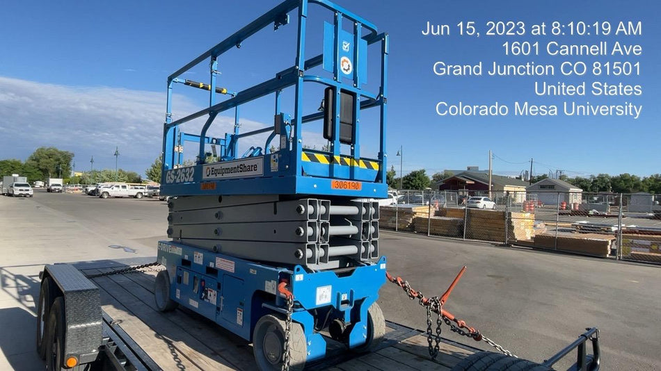 2023 GENIE GS-2632