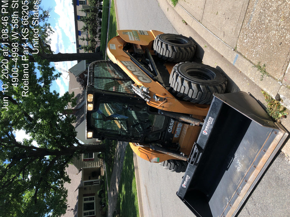 2016 Case SV300 CASE SV300 T4BH