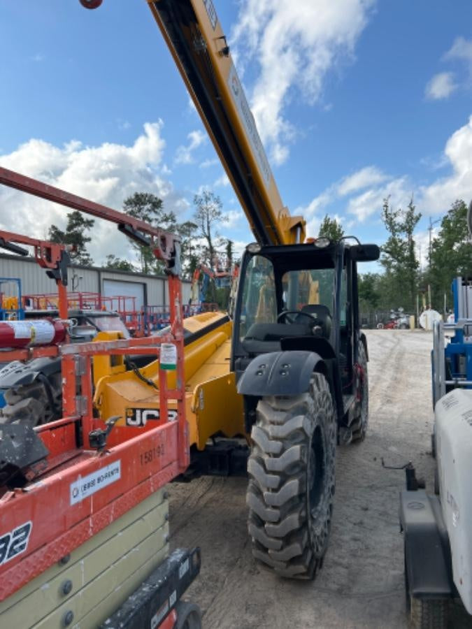 2021 JCB 509-42