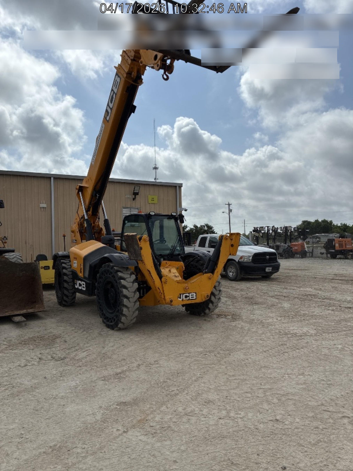 2021 JCB 510-56