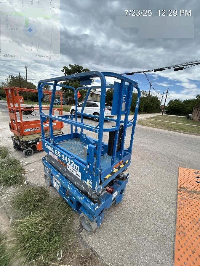 2023 GENIE GS-1432