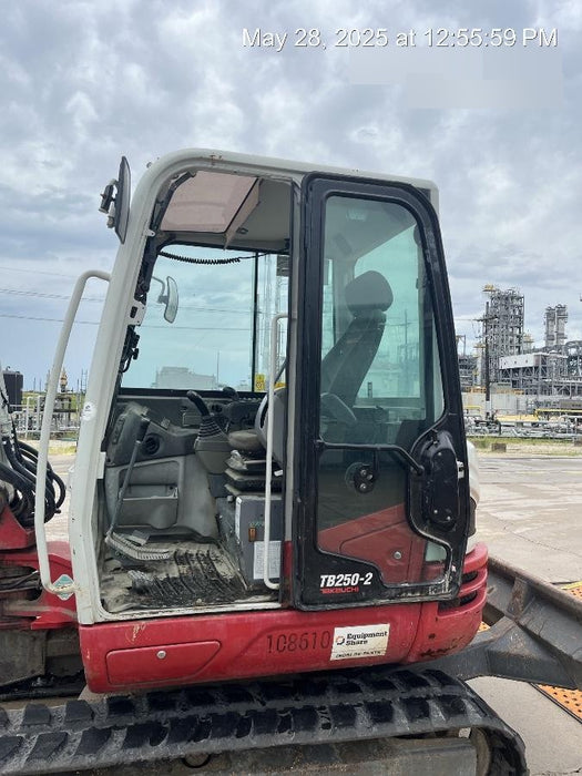 2020 TAKEUCHI TB250-2C
