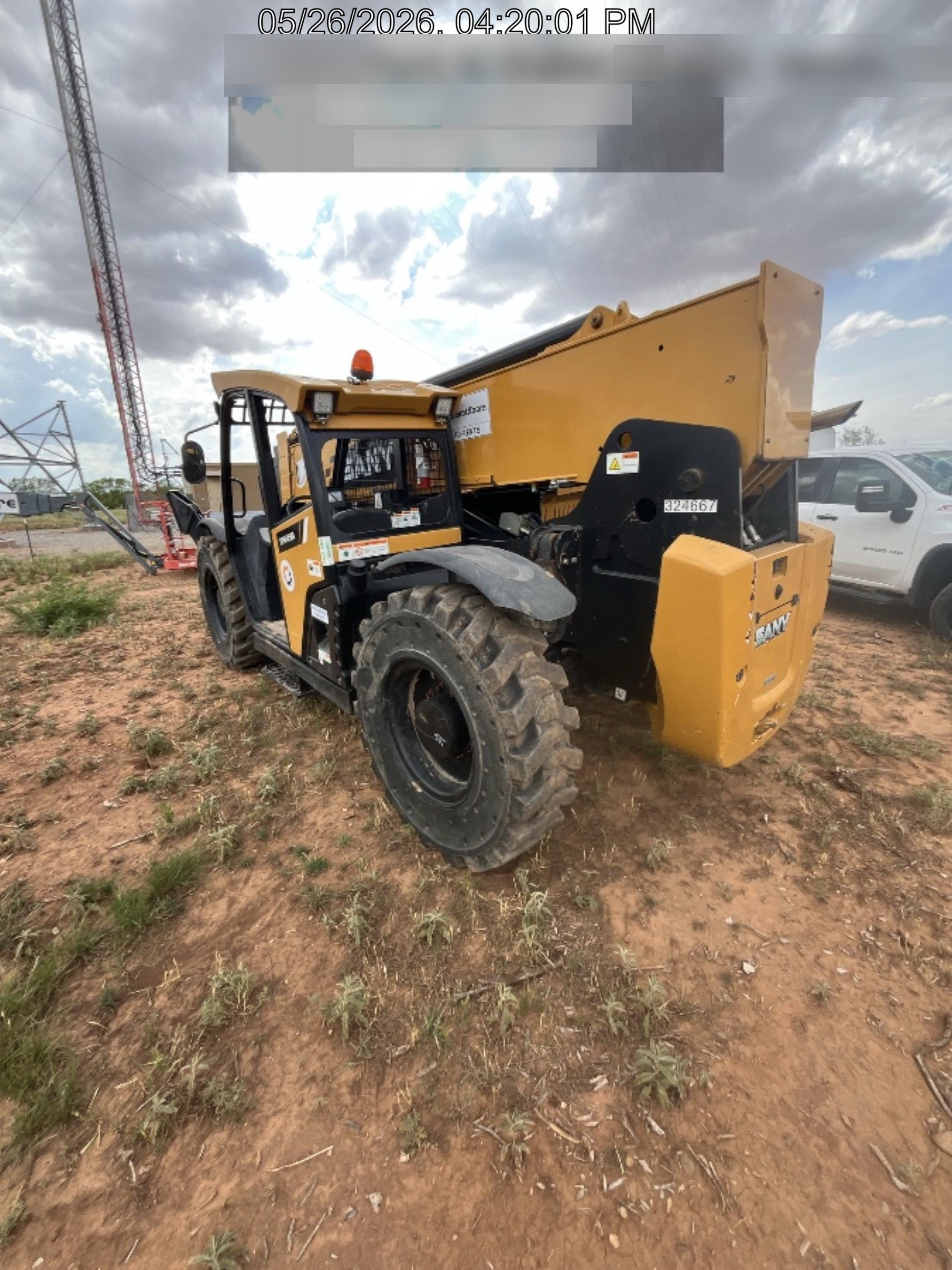 2023 SANY STH1056