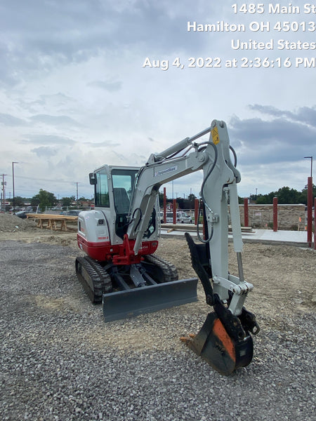 2022 TAKEUCHI TB235-2CR