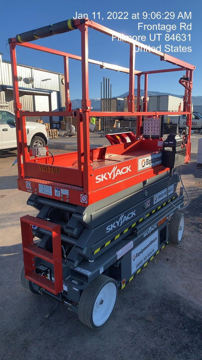 2021 SKYJACK SJ3226