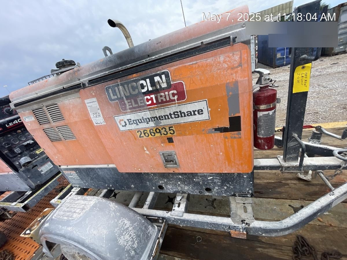 2022 Lincoln Electric LE400 Kubota V1505, Trlr, Cable Rack, Light Kit, ES Decals, T3