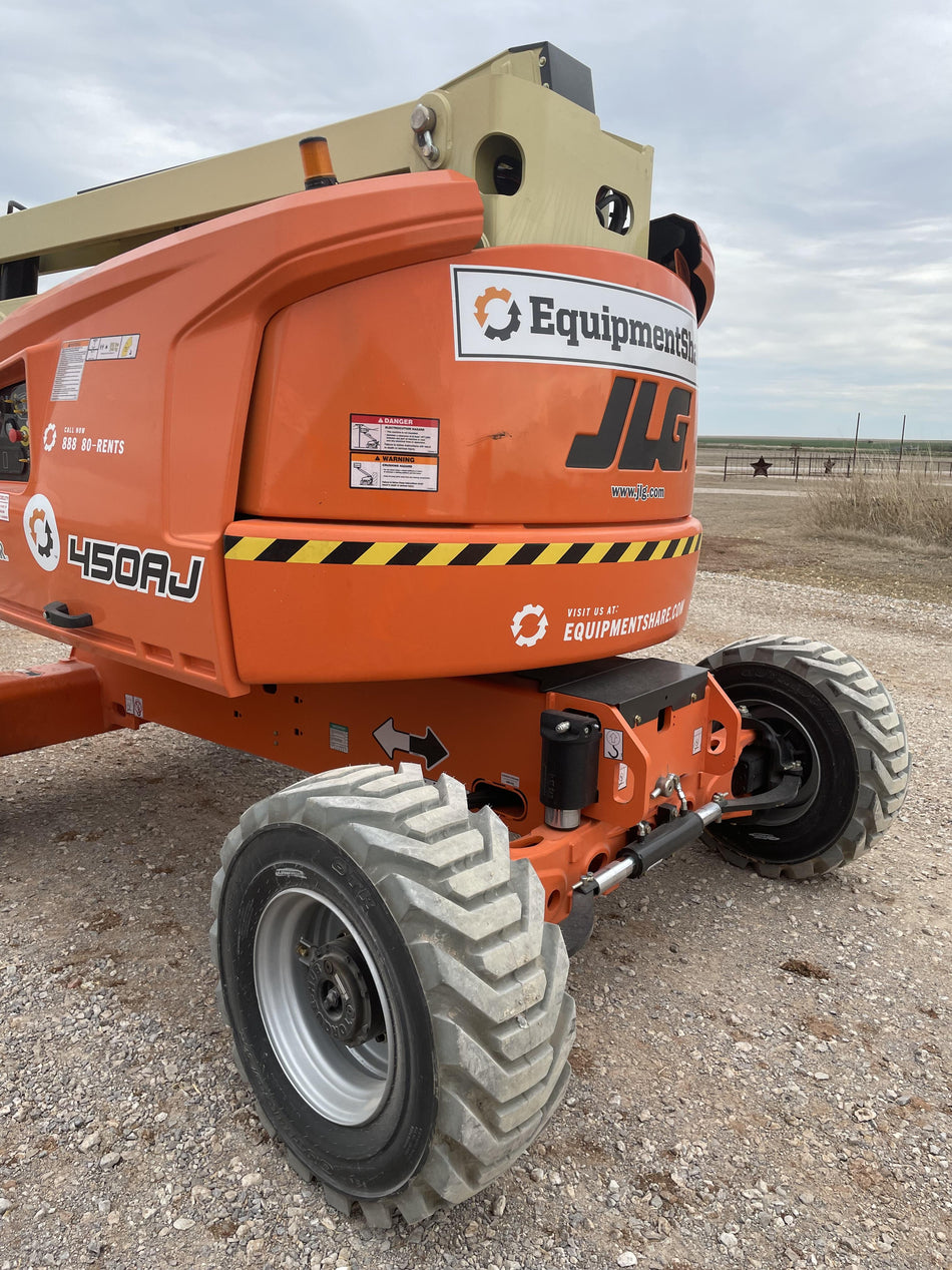 2023 JLG 450AJ