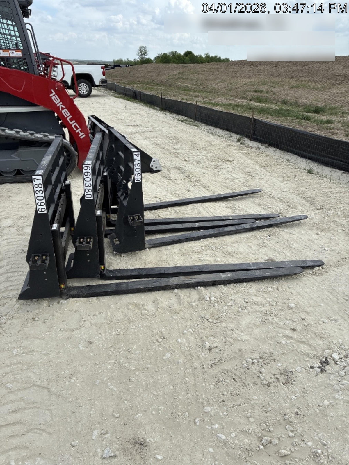 2026 ARROW MATERIAL HANDLING 72" Pallet Forks - Arrow
