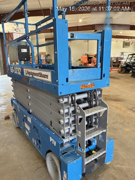 2022 GENIE GS-3232