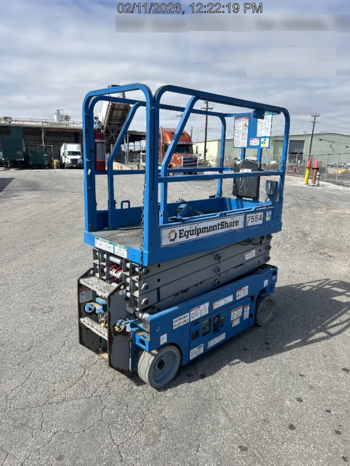 2017 Genie GS-1930 Genie GS-1930 Lift w/Fixed Rail and Chain Entry