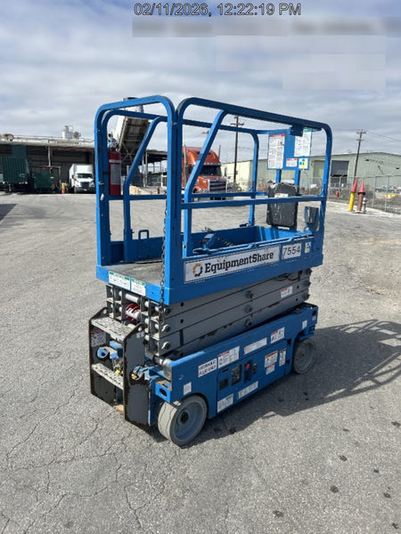 2017 Genie GS-1930 Genie GS-1930 Lift w/Fixed Rail and Chain Entry