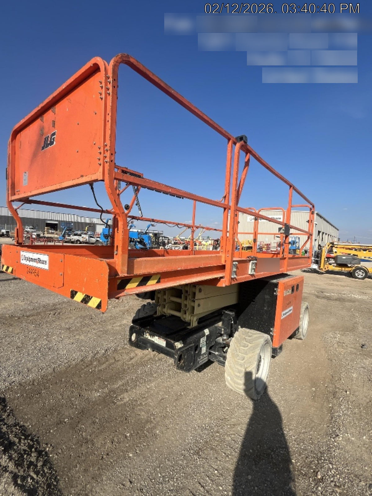 2022 JLG RT2669