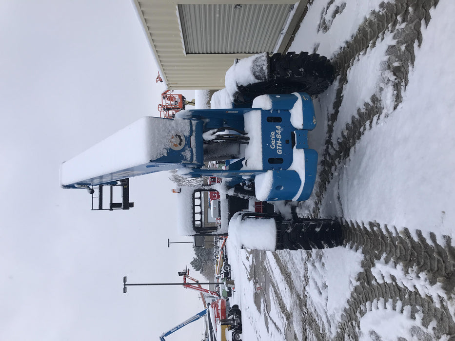 2018 Genie GTH-844 Genie GTH-844 w/Open ROPS, Solid Tires, beacon/work lights, 60" carriage/forks