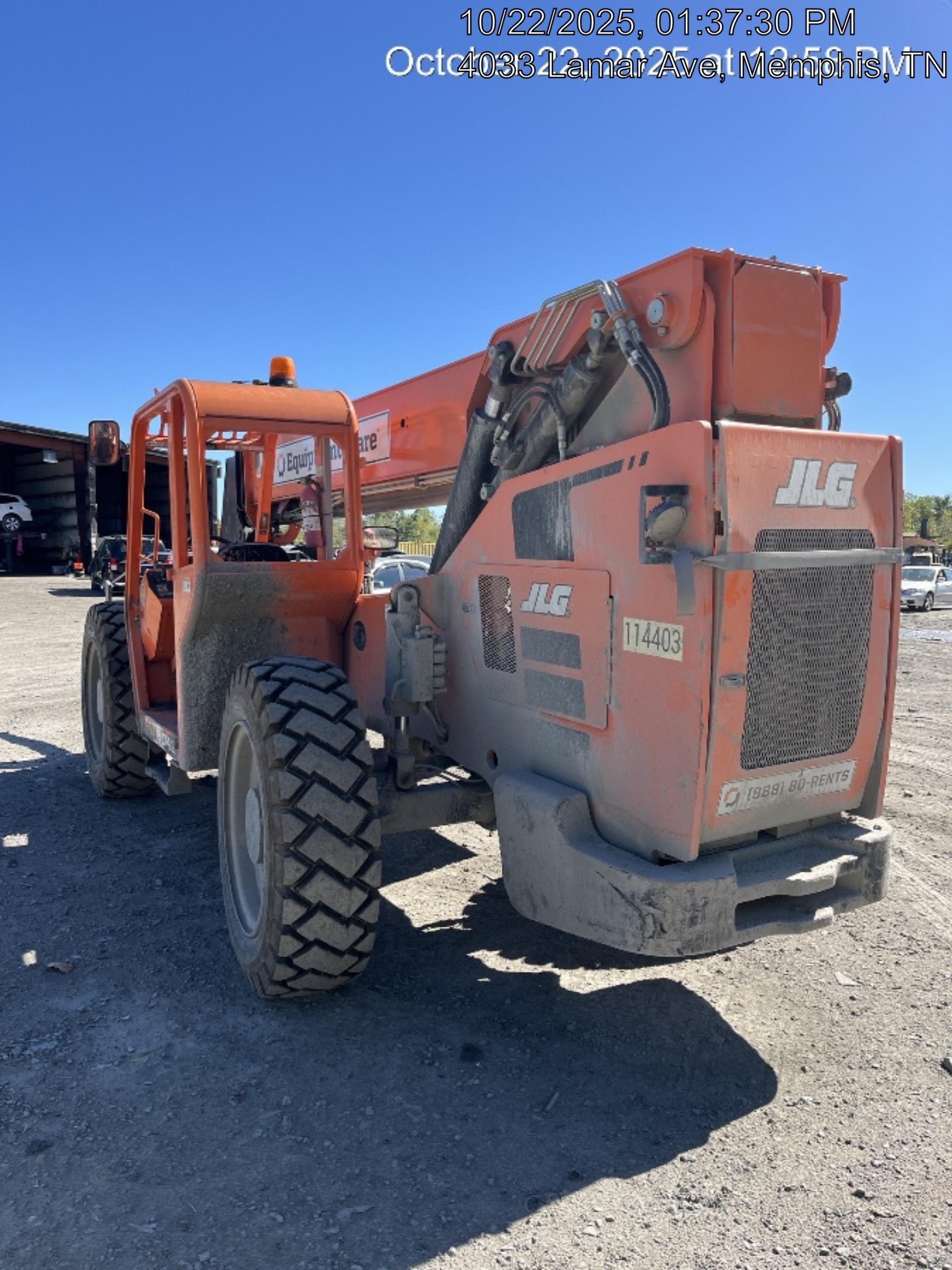 2020 Skytrak 8042 74 Hp, FF Tires, Work Lights, Beacon, Aux Hydraulics, Back up Alarm, Lifting Eye, ES Decals