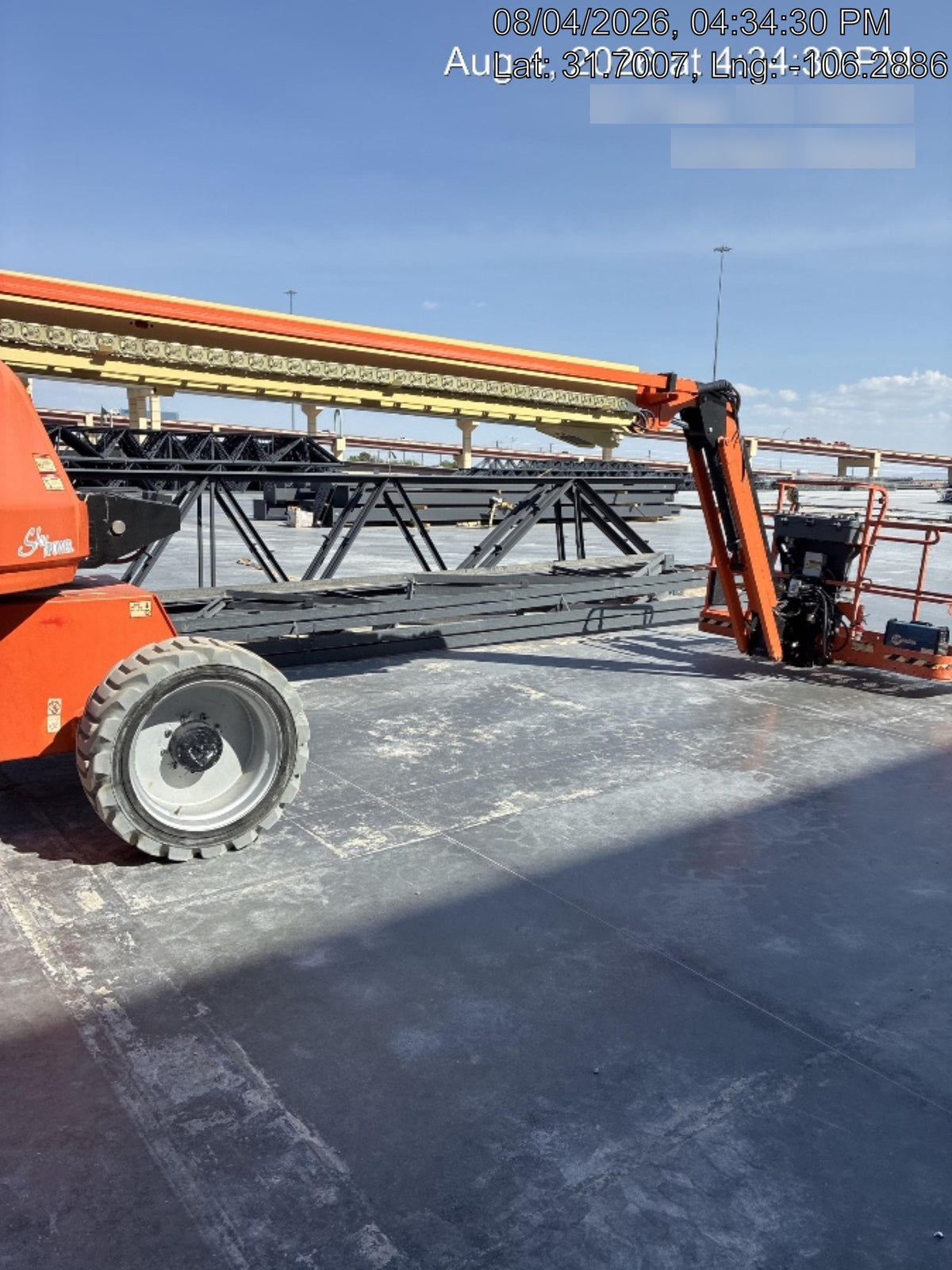 2021 JLG 660SJ