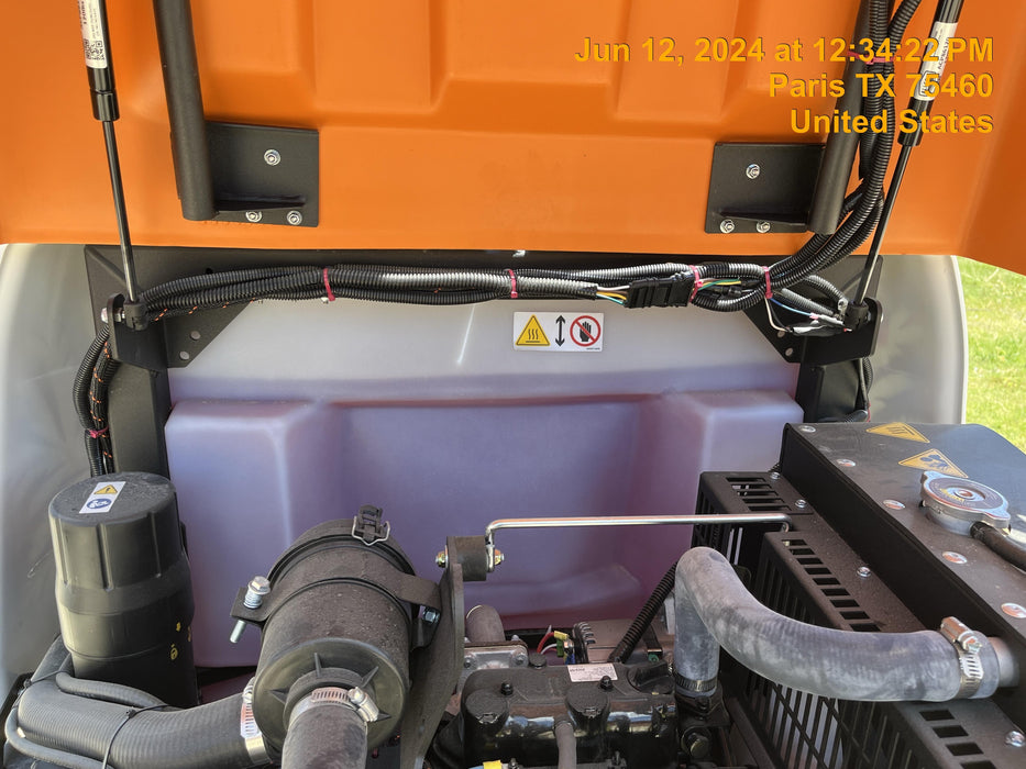 2024 Generac MLT2 Diesel, Flex Switch 120V Input, Powerzone Controller, 
(4) 320W LED Lights, 4kW Generator, 39.9 Gal Fuel Tank, 2" Ball, T3