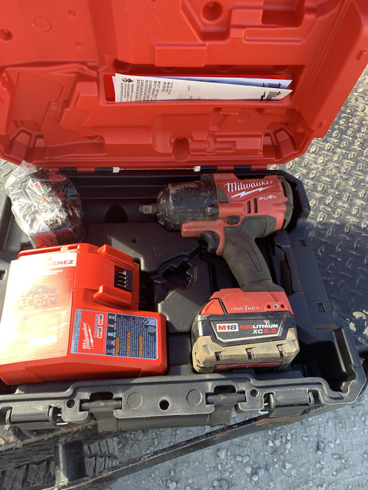 2021 MILWAUKEE 2863-22