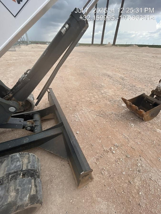 2022 BOBCAT E50