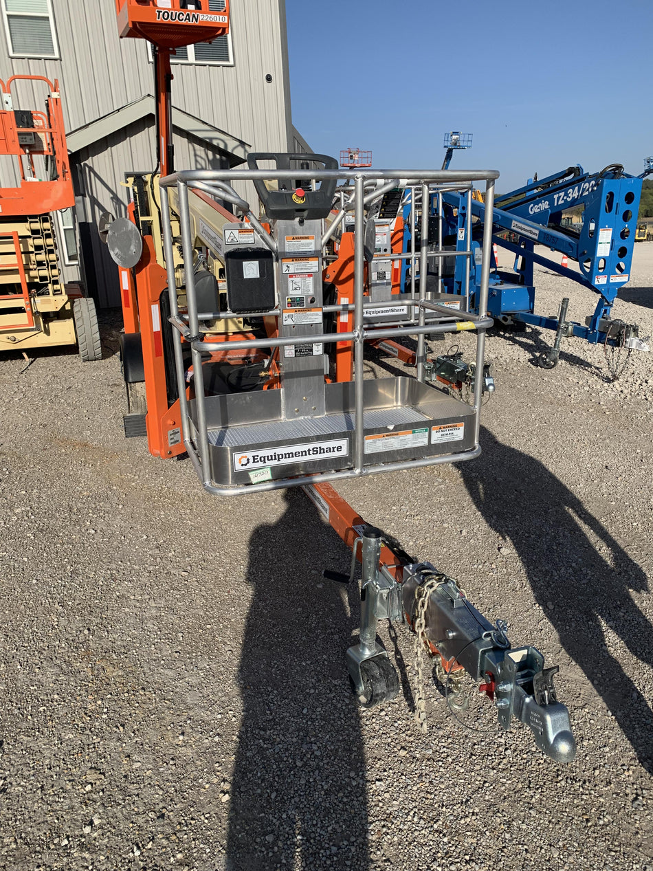 2022 JLG T350
