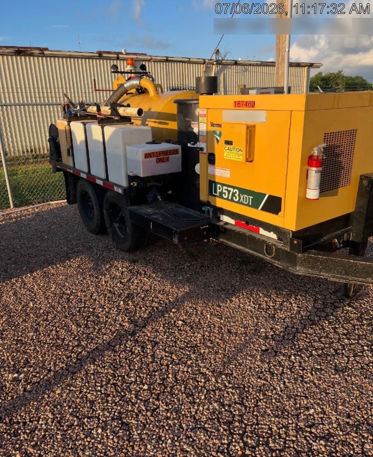 2021 VAC-TRON LP573XDT