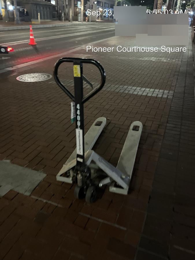 2023 STRONGWAY 5500 lb Pallet Jack