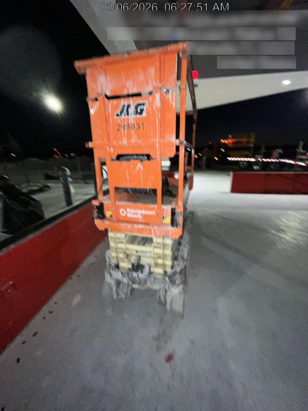2023 JLG ES1932