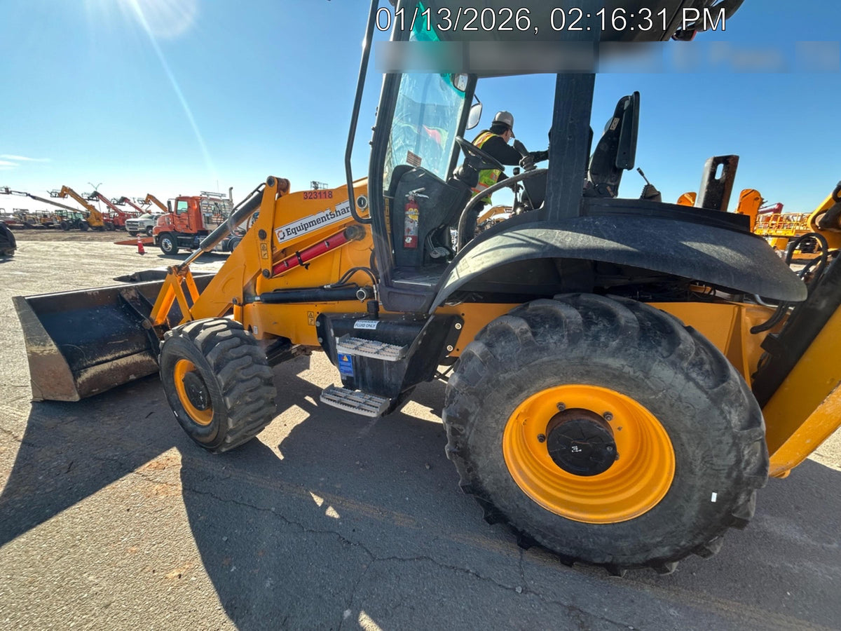 2023 JCB 3CX-14