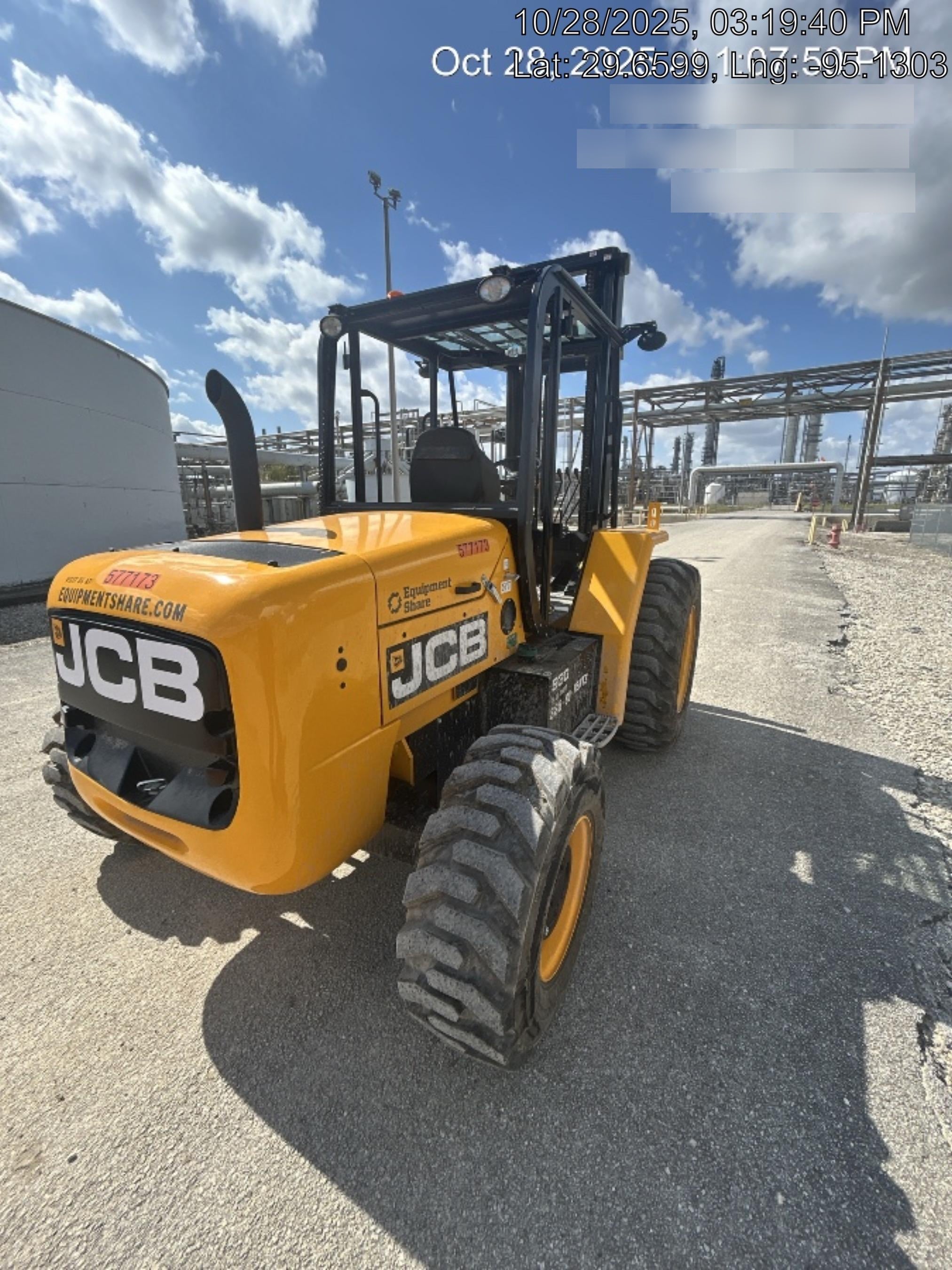 2025 JCB 930-4