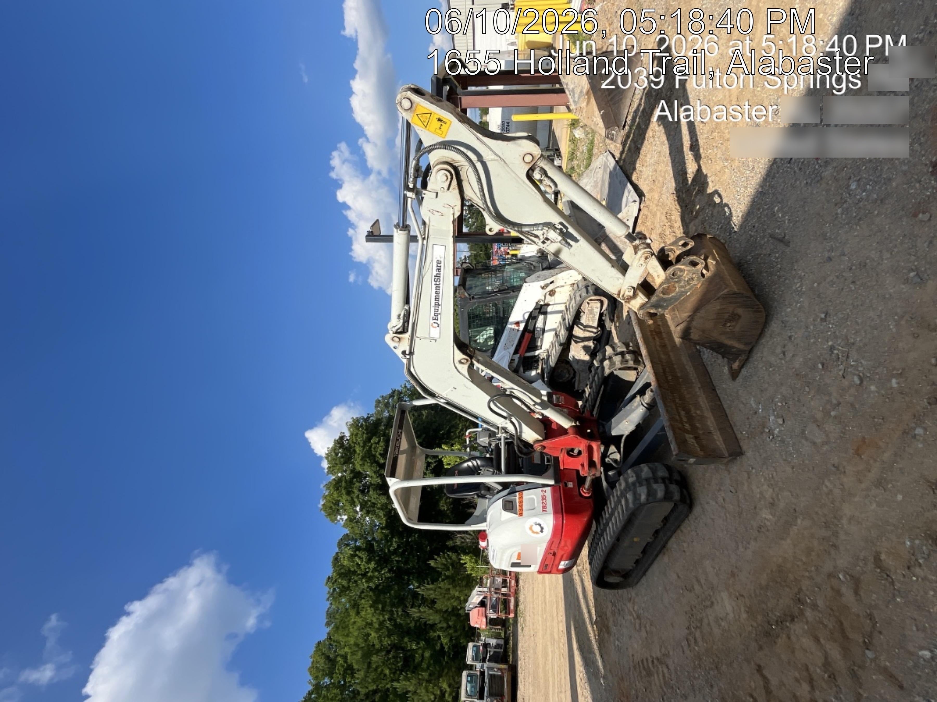 2024 TAKEUCHI TB235-2R