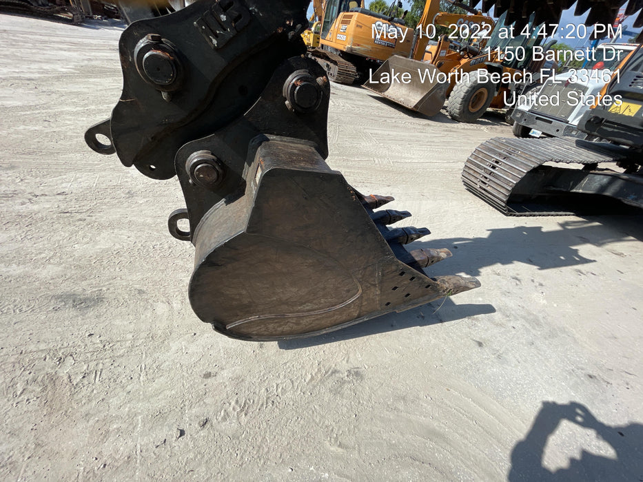 2015 CASE 42" Bucket - Case