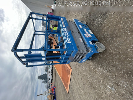 2020 Genie GS-1930 Solid Non Marking Tires, Beacon, Folding rails with half height swing gate, 800W Inverter