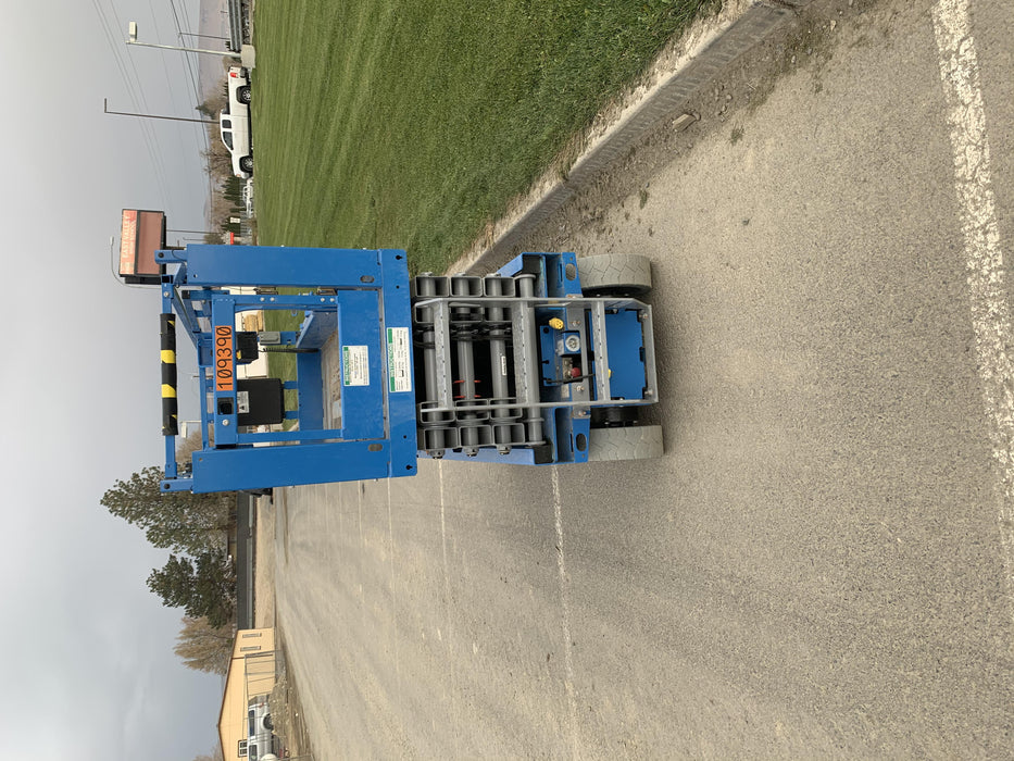 2020 Genie GS-2632 Solid NM Tires, Folding Rails with Half-Height Swing Gate, Beacon, 800W Invertor