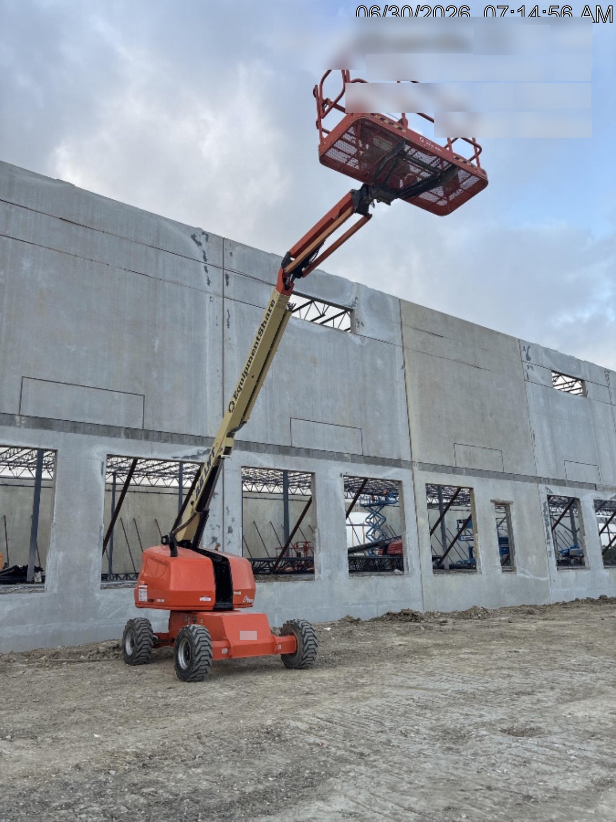 2023 JLG 460SJ