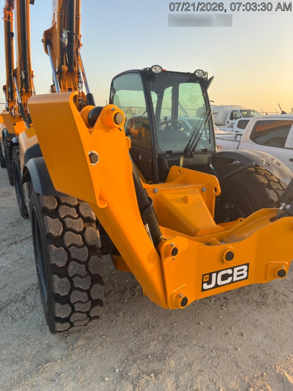 2026 JCB 512-56
