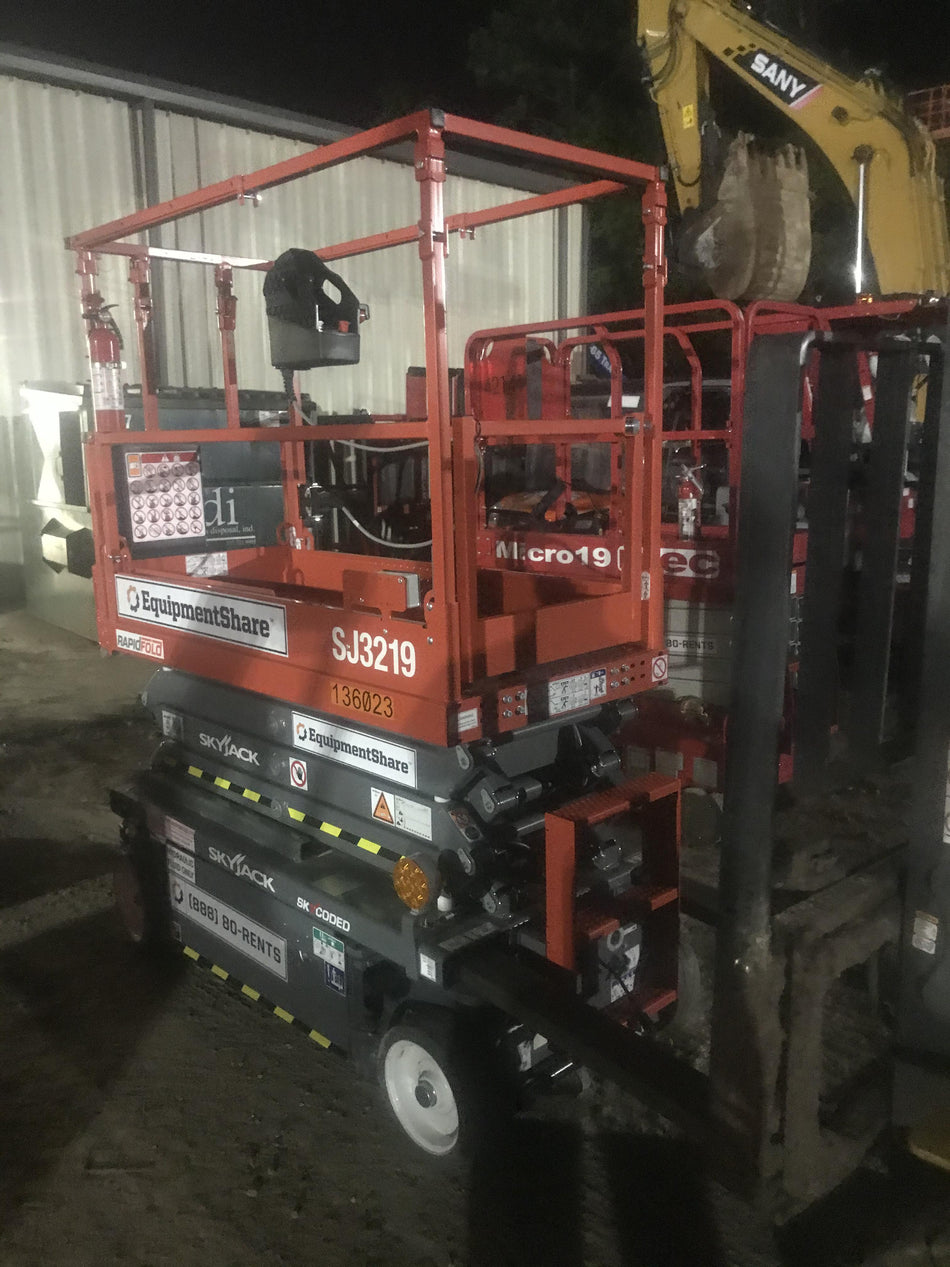 2021 SKYJACK SJ3219